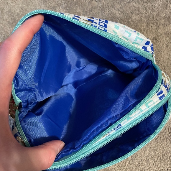 5 for $20: Target cosmetic bags - Picture 10 of 16